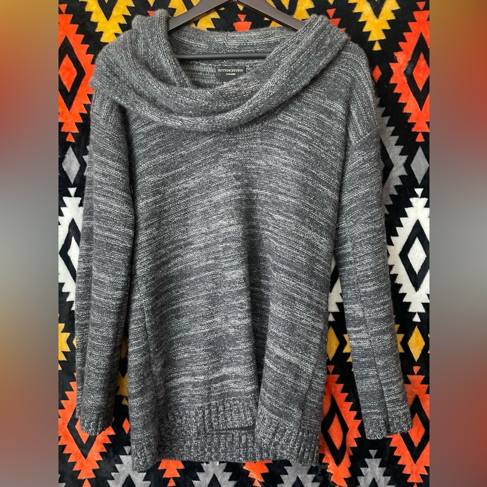 💥 Women’s Cashmere Sweater by Sutton Studio Size Medium